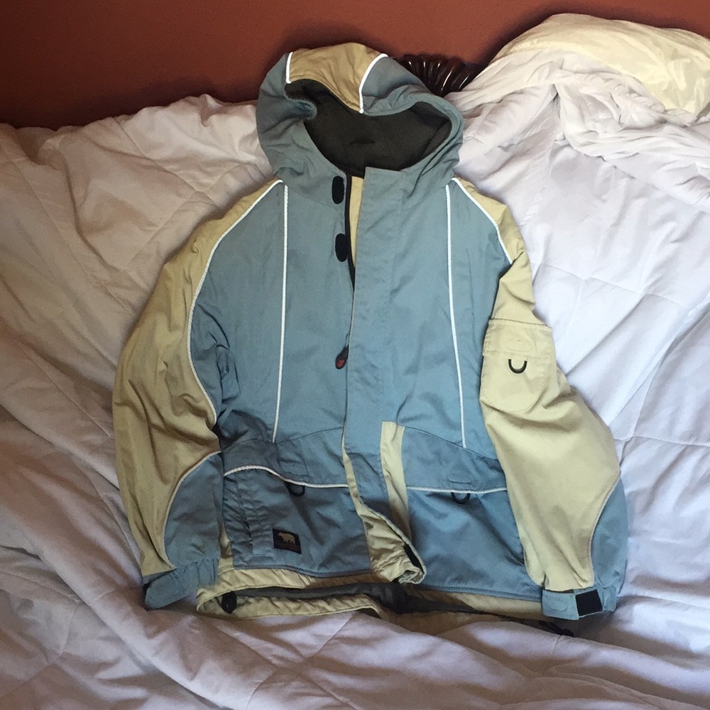 Eddie Bauer boy/girl jacket. Size L/XL.